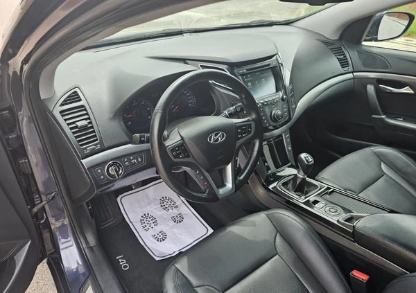 Hyundai i40 cena 44400 przebieg: 92000, rok produkcji 2015 z Lądek-Zdrój małe 631